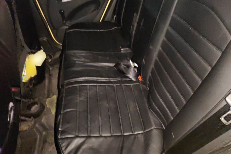 Used CHANGAN Benni mini 2012 1.0L Manual Family Edition China IV Standard Left Rear Seat