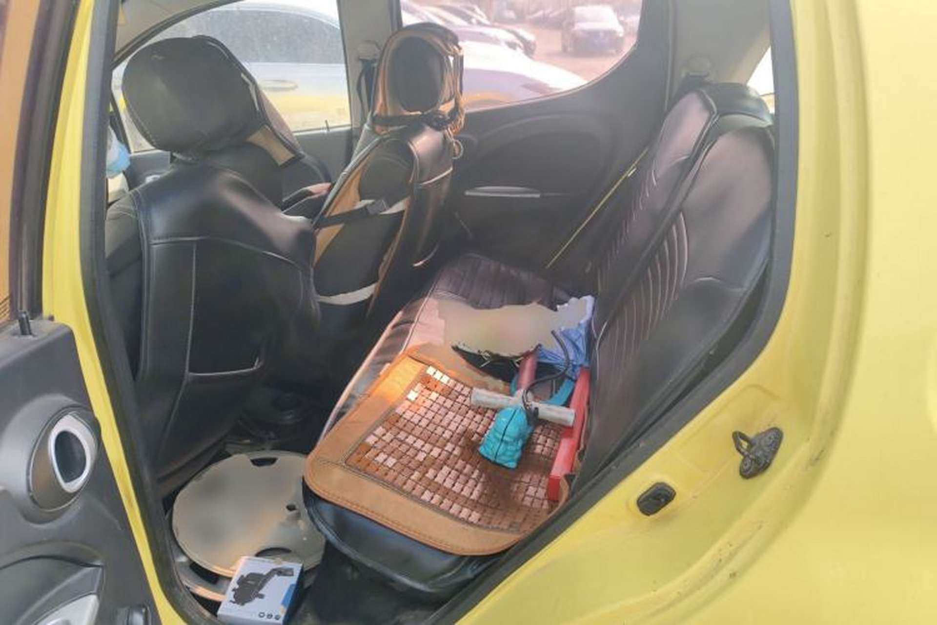 Used CHANGAN Benni mini 2012 1.0L Manual Family Edition China IV Standard Left Rear Seat