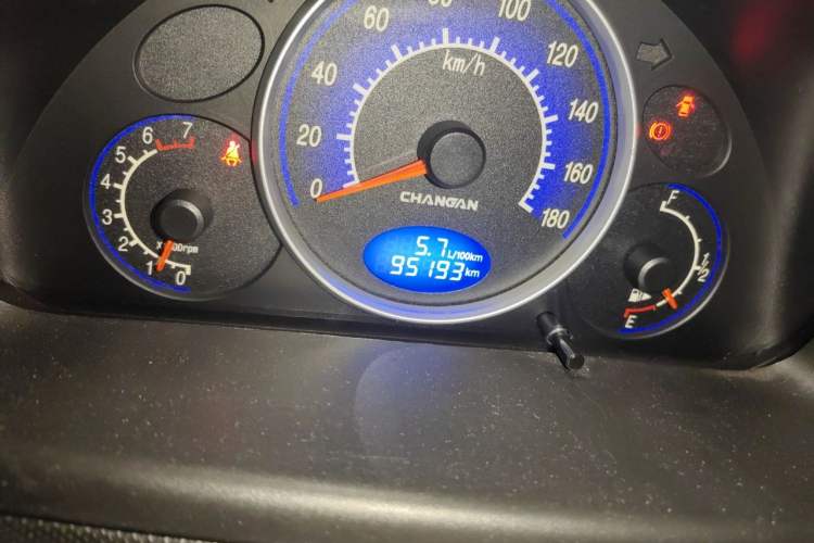 Used CHANGAN Benni mini 2012 1.0L Manual Family Edition China IV Standard Odometer Close Up
