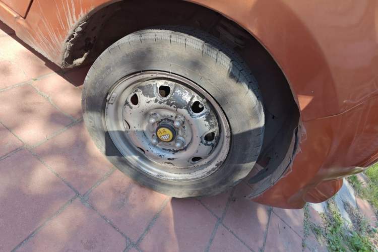 Used CHANGAN Benni mini 2012 1.0L Manual Family Edition China V Standard Right Front Wheel Hub