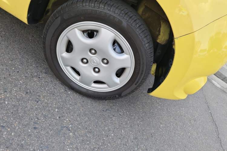 Used CHANGAN Benni mini 2012 1.0L Manual Family Edition China V Standard Right Front Wheel Hub