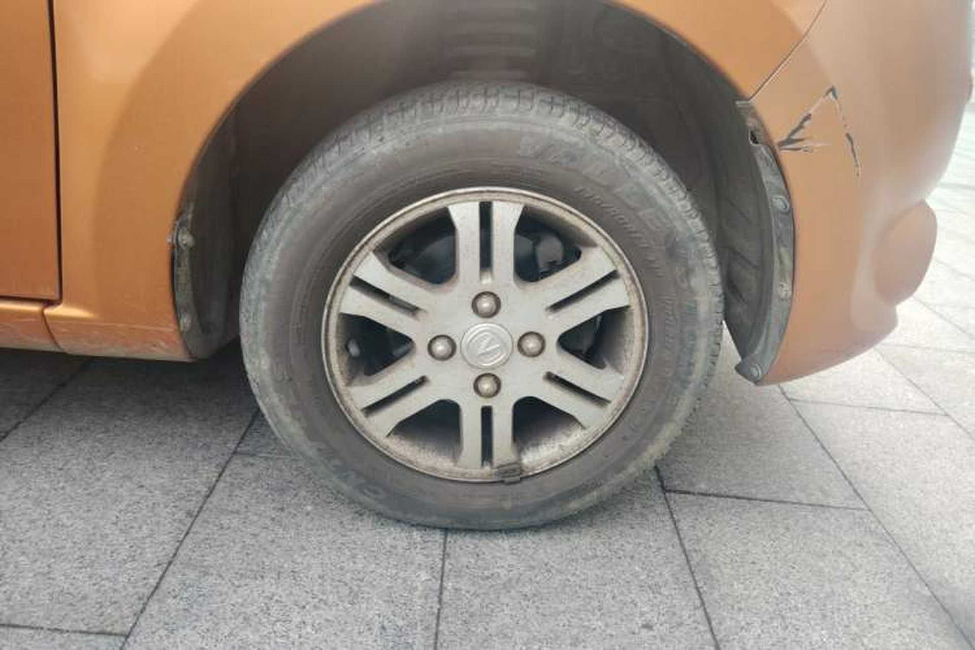 Used CHANGAN Benni mini 2012 1.0L Manual Fashion Edition China IV Standard Right Front Wheel Hub