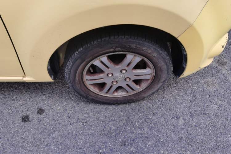 Used CHANGAN Benni mini 2012 1.0L Manual Fashion Edition China IV Standard Right Front Wheel Hub