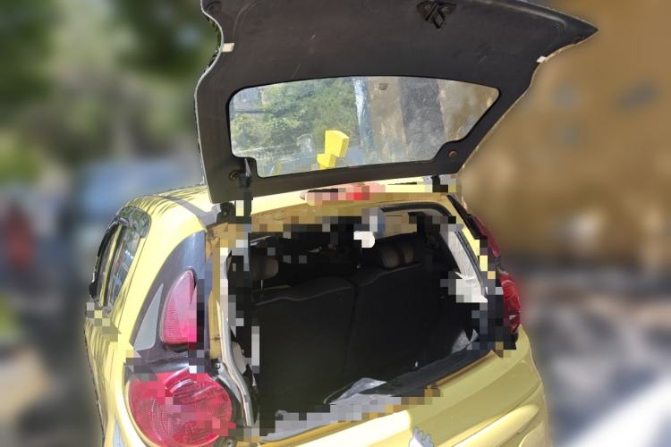 Used CHANGAN Benni mini 2012 1.0L IMT Fashion Edition China IV Standard Trunk