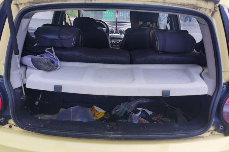 Used CHANGAN Benni mini 2012 1.0L Manual Fashion Edition China IV Standard Trunk