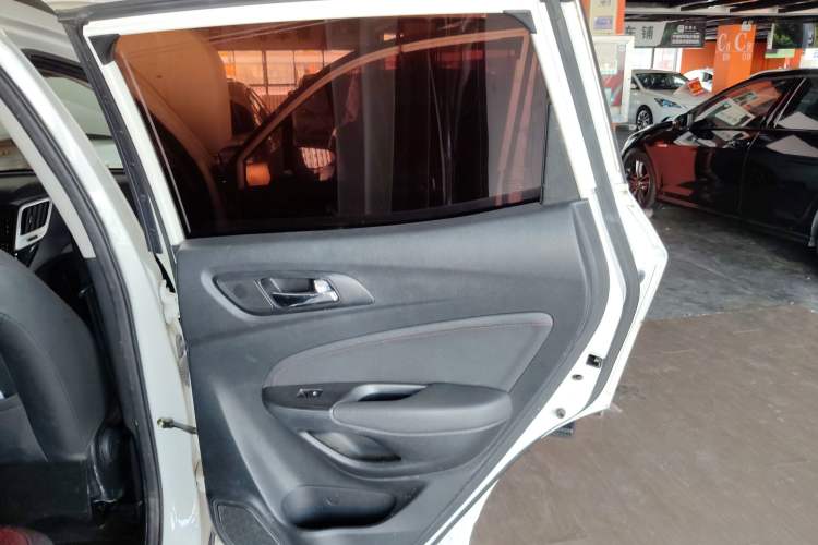 Used CHANGAN CS15 2016 1.5L Manual Fashion Edition Right Rear Door Interior