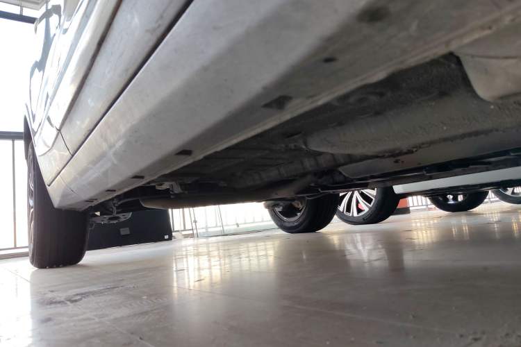 Used CHANGAN CS15 2016 1.5L Manual Fashion Edition Right Side Sill