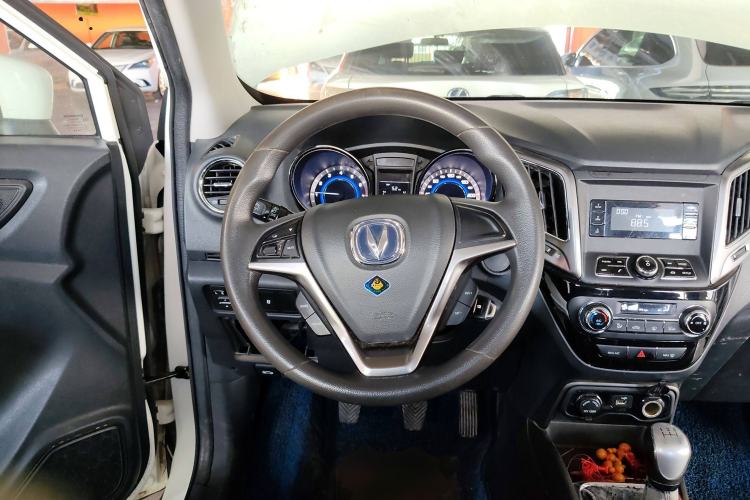 Used CHANGAN CS15 2016 1.5L Manual Fashion Edition Steering Wheel