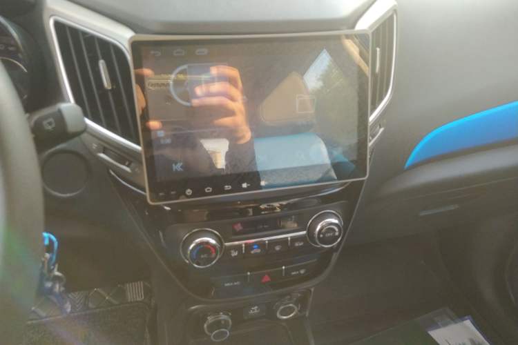 Used CHANGAN CS15 2016 1.5L Manual Fashion Edition Audio And AC Panel
