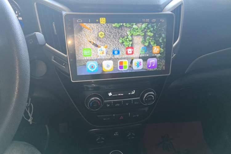 Used CHANGAN CS15 2016 1.5L Automatic Fashion Edition Audio And AC Panel