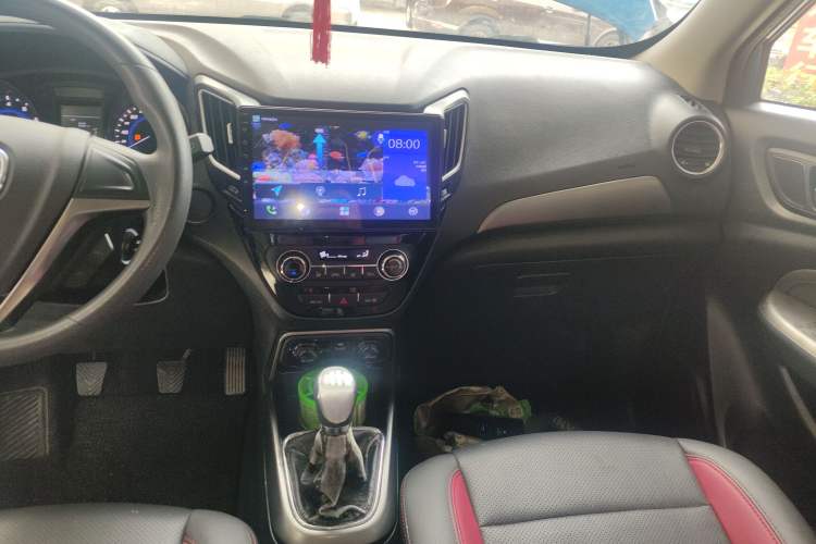 Used CHANGAN CS15 2016 1.5L Manual Fashion Edition Audio And AC Panel