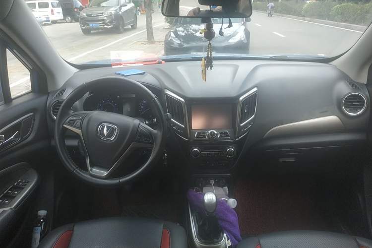Used CHANGAN CS15 2016 1.5L Manual Luxury Edition Center Console