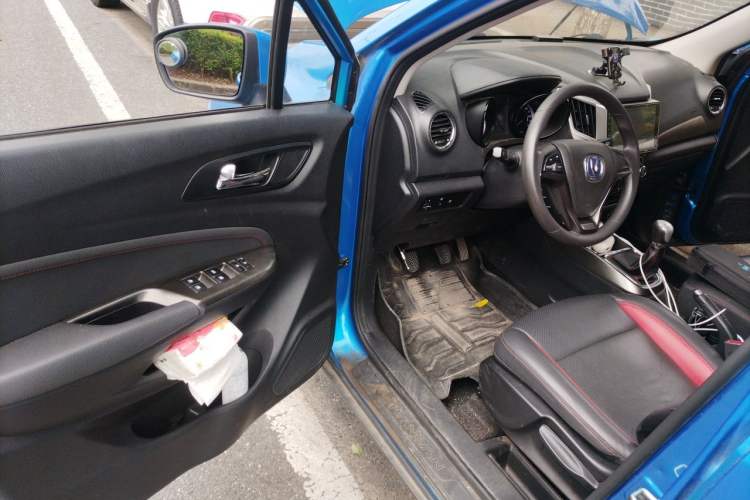 Used CHANGAN CS15 2016 1.5L Manual Fashion Edition Driver Seat