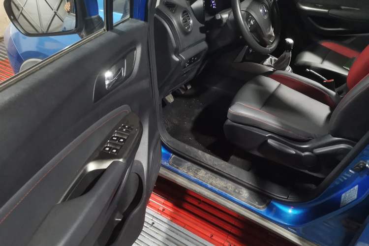 Used CHANGAN CS15 2016 1.5L Manual Fashion Edition Driver Seat