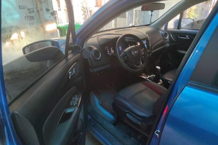 Used CHANGAN CS15 2016 1.5L Manual Luxury Edition Driver Seat