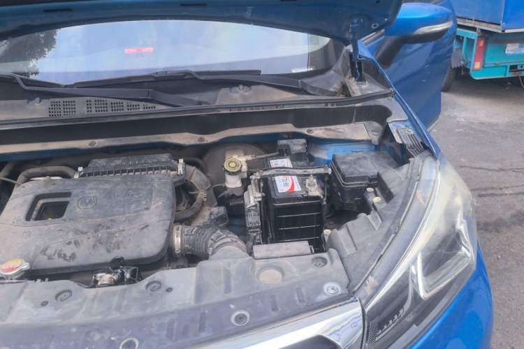 Used CHANGAN CS15 2016 1.5L Manual Fashion Edition Engine Bay Left