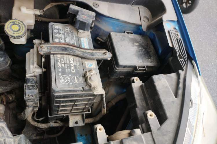 Used CHANGAN CS15 2016 1.5L Manual Fashion Edition Engine Bay Left