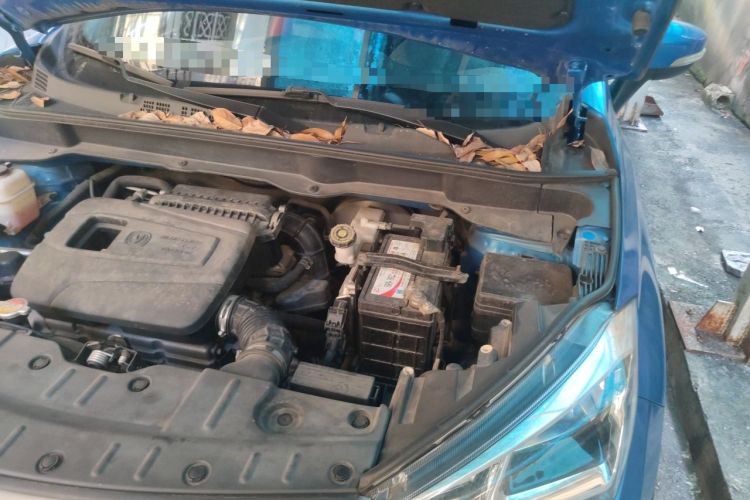 Used CHANGAN CS15 2016 1.5L Manual Luxury Edition Engine Bay Left