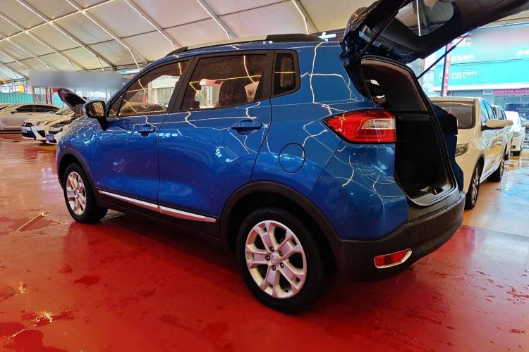 Used CHANGAN CS15 2016 1.5L Automatic Fashion Edition Exterior 3