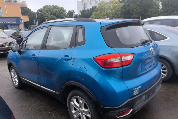 Used CHANGAN CS15 2016 1.5L Manual Luxury Edition Exterior 5