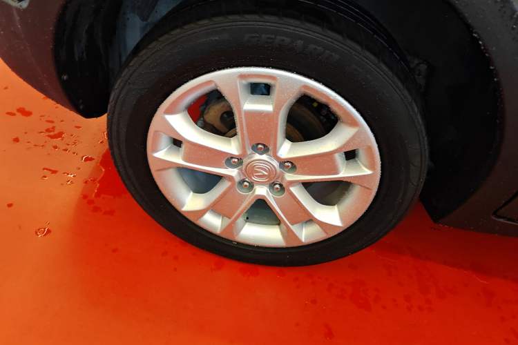 Used CHANGAN CS15 2016 1.5L Automatic Fashion Edition Exterior 8