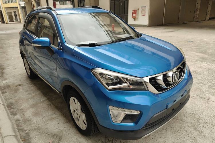 Used CHANGAN CS15 2016 1.5L Manual Fashion Edition Front Right 45 Deg