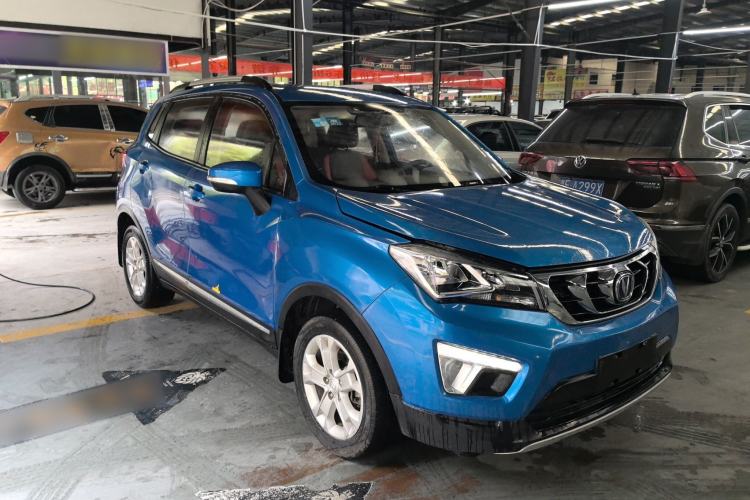 Used CHANGAN CS15 2016 1.5L Manual Fashion Edition Front Right 45 Deg