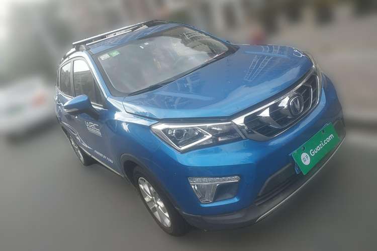 Used CHANGAN CS15 2016 1.5L Manual Luxury Edition Front Right 45 Deg