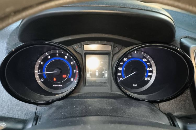 Used CHANGAN CS15 2016 1.5L Manual Fashion Edition Instrument Cluster