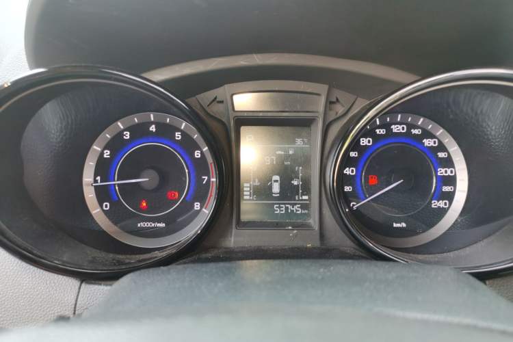 Used CHANGAN CS15 2016 1.5L Automatic Luxury Edition Instrument Cluster