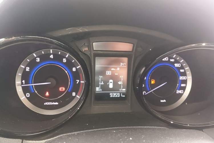 Used CHANGAN CS15 2016 1.5L Manual Luxury Edition Instrument Cluster