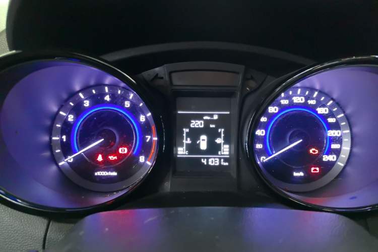 Used CHANGAN CS15 2016 1.5L Manual Fashion Edition Instrument Cluster