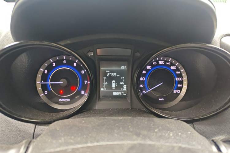 Used CHANGAN CS15 2016 1.5L Manual Fashion Edition Instrument Cluster