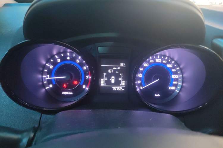 Used CHANGAN CS15 2016 1.5L Manual Luxury Edition Instrument Cluster