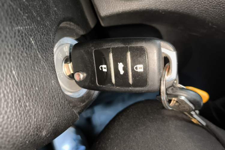 Used CHANGAN CS15 2016 1.5L Manual Fashion Edition Interior 1