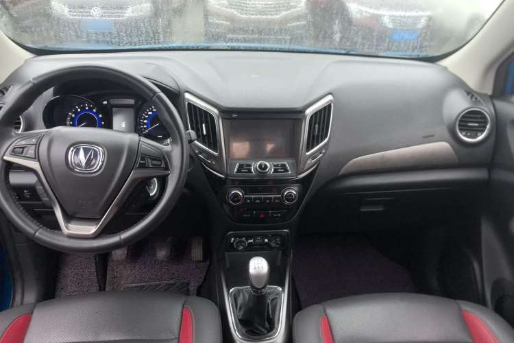 Used CHANGAN CS15 2016 1.5L Manual Luxury Edition Interior 3