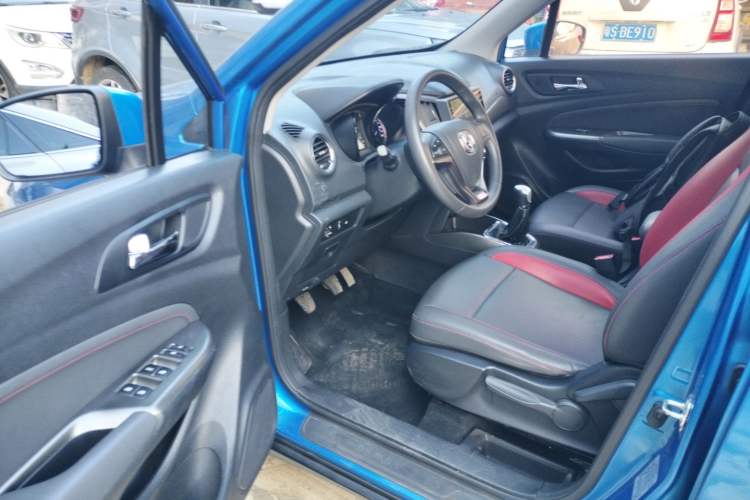 Used CHANGAN CS15 2016 1.5L Manual Fashion Edition Interior 3