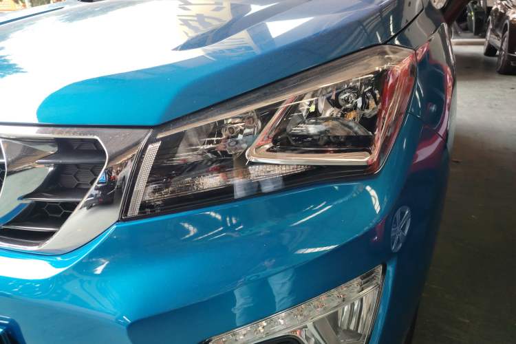Used CHANGAN CS15 2016 1.5L Automatic Fashion Edition Left Front Headlight