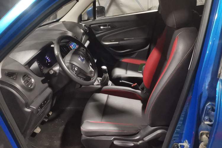 Used CHANGAN CS15 2016 1.5L Manual Fashion Edition Left Front Seat