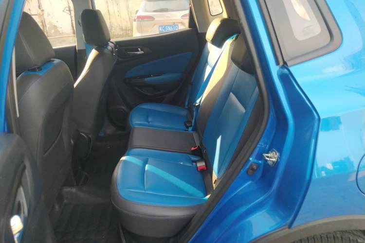 Used CHANGAN CS15 2016 1.5L Manual Fashion Edition Left Rear Seat