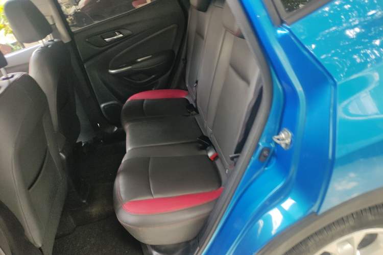 Used CHANGAN CS15 2016 1.5L Manual Fashion Edition Left Rear Seat