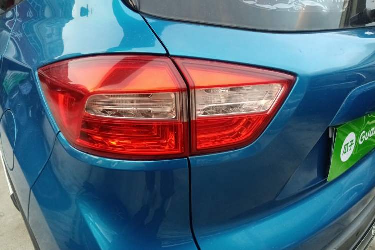 Used CHANGAN CS15 2016 1.5L Manual Fashion Edition Left Rear Taillight