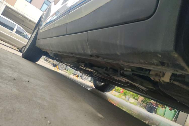 Used CHANGAN CS15 2016 1.5L Manual Fashion Edition Left Side Sill