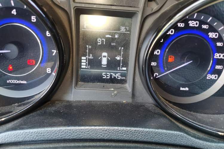 Used CHANGAN CS15 2016 1.5L Automatic Luxury Edition Odometer Close Up