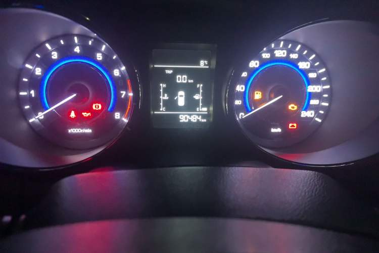 Used CHANGAN CS15 2016 1.5L Manual Luxury Edition Odometer Close Up