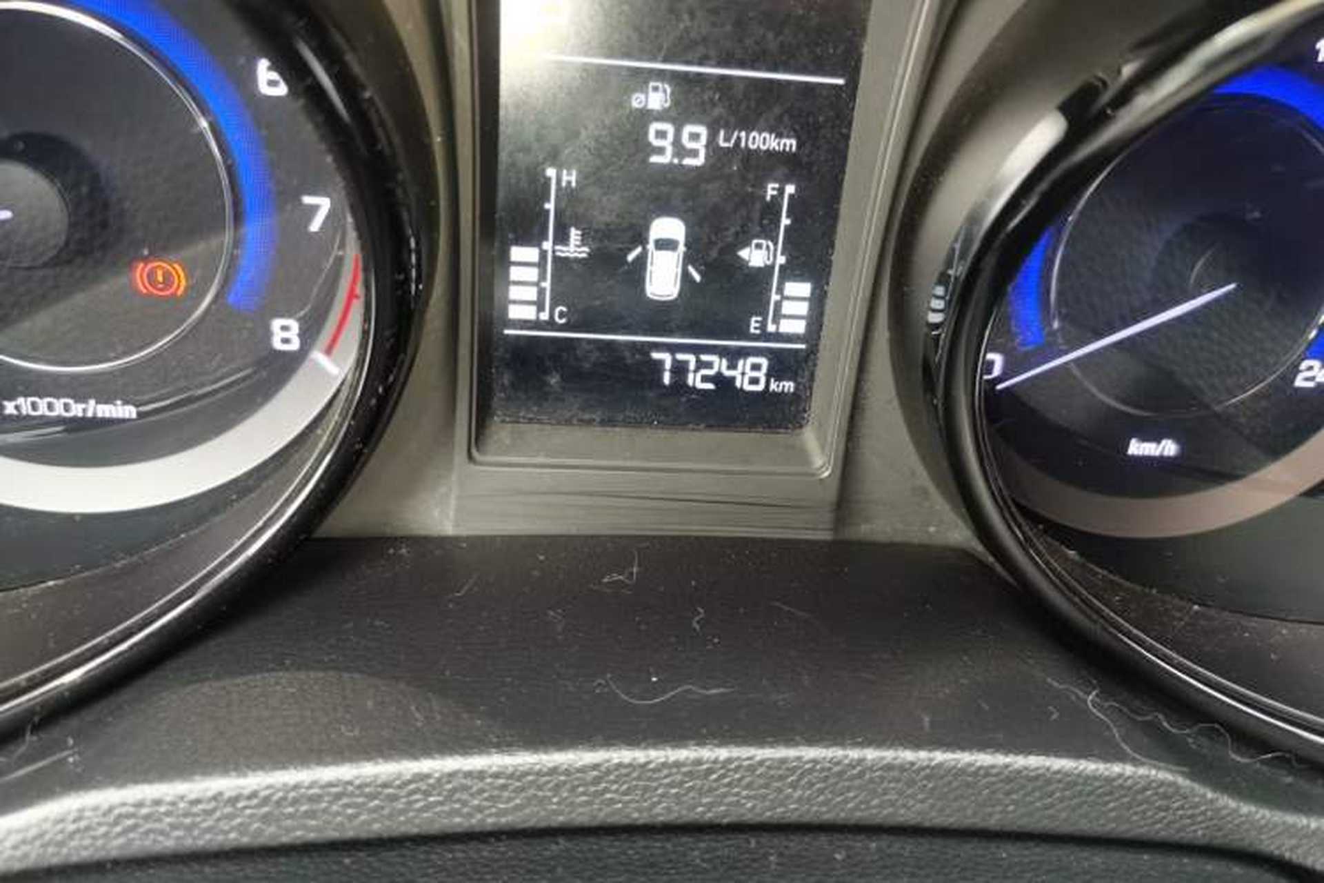 Used CHANGAN CS15 2016 1.5L Automatic Fashion Edition Odometer Close Up