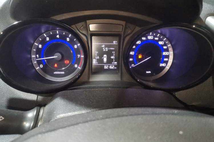 Used CHANGAN CS15 2016 1.5L Manual Fashion Edition Odometer Close Up