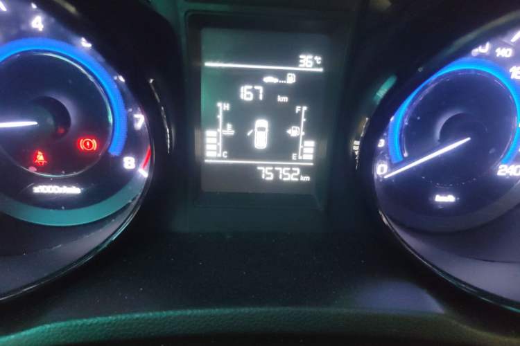 Used CHANGAN CS15 2016 1.5L Manual Luxury Edition Odometer Close Up