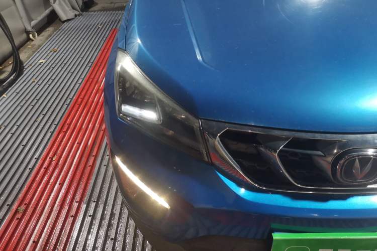 Used CHANGAN CS15 2016 1.5L Manual Fashion Edition Right Front Headlight