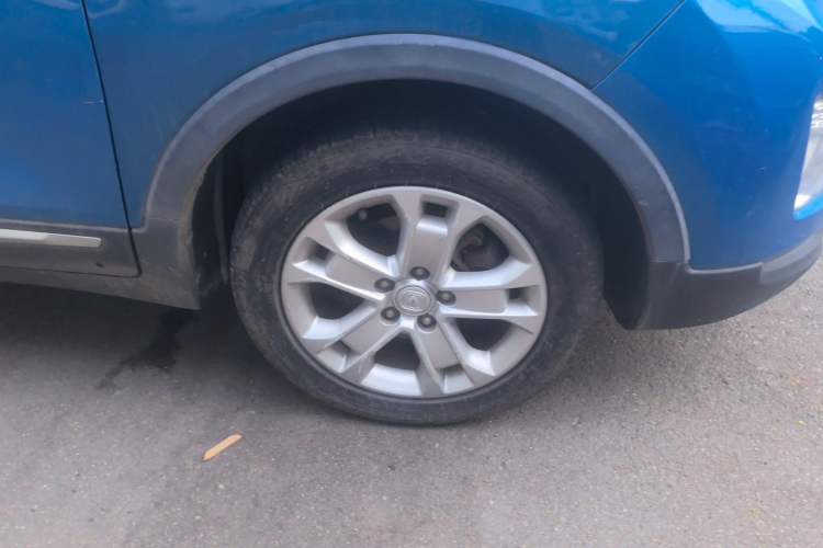 Used CHANGAN CS15 2016 1.5L Manual Fashion Edition Right Front Wheel Hub